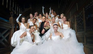 Σάλος στη Ρωσία με το νέο video του Robbie Williams