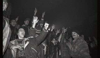 Ντοκιμαντέρ: Ο Bruce Dickinson στη μεγαλύτερη πολιορκία πρωτεύουσας της μοντέρνας ιστορίας