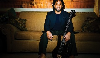 Ο Victor Wooten έφτιαξε prog metal μπάντα και ακούγεται κάπως έτσι