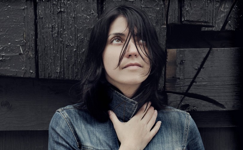 Η Sharon Van Etten υπογράφει το soundtrack του "Strange Weather"