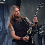 Νέο συμβόλαιο και επιστροφή του αρχικού μπασίστα στους Amorphis