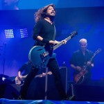 Ένα χριστουγεννιάτικο medley από τους Foo Fighters