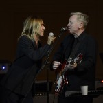 O Iggy Pop συναντά τους New Order και διασκευάζουν Joy Division
