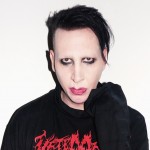 Ο Marilyn Manson αφιερώνει στον πατέρα του