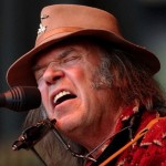 Oι rap συνεργασίες των Neil Young και Tom Morello 