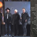 Rock & Roll Hall Of Fame 2017: Τί κοινό έχουν όλες οι μπάντες στο μπλουζάκι του μπασίστα των Pearl Jam;