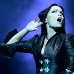 Σκοτεινά Χριστούγεννα με την Tarja