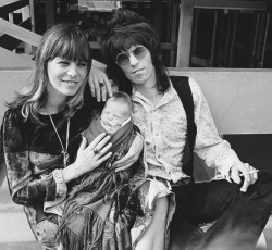 Την τελευταία της πνοή άφησε η μούσα των Rolling Stones