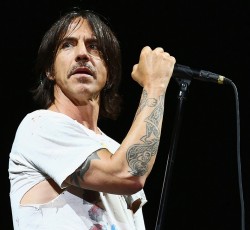 Ο Anthony Kiedis μιλάει για το θάνατο του Chris Cornell 