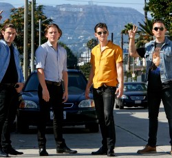 Νέος δίσκος ή... «προβλήματα» για τους Arctic Monkeys μέσα στο 2018 