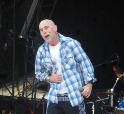 "Last Train Home" από τους Armored Saint και το νέο live άλμπουμ τους (video) 