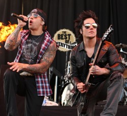 Oι Avenged Sevenfold διασκευάζουν Pink Floyd! 