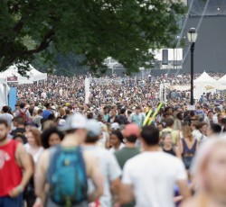 Εκκενώθηκε φεστιβάλ της Βαρκελώνης λόγω πυρκαγιάς 