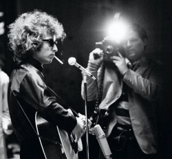 H «χριστιανική αναγέννηση» του Bob Dylan έγινε ταινία 