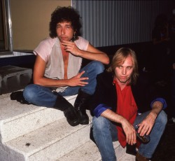 O Bob Dylan τιμά τον Tom Petty: «Γεμάτος φως, ένας αληθινός φίλος» 