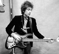 Νέο βιβλίο για το έργο του Bob Dylan από τον Βύρωνα Κριτζά