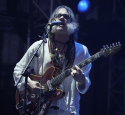 Οι Brian Jonestown Massacre παρουσιάζουν τον …Tim Burgess των Charlatans (audio)