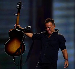 Νέο αντιπολεμικό κομμάτι από τον Bruce Springsteen 