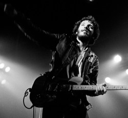 Αρχειακό live άλμπουμ του Bruce Springsteen για τους πληγέντες των τυφώνων 