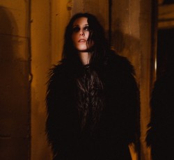 Νέος δίσκος και νέο τραγούδι από την Chelsea Wolfe 