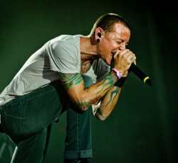 Αυτοκτόνησε ο Chester Bennington των Linkin Park