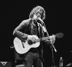 Ο Chris Cornell συμμετέχει σε νέα κυκλοφορία για τον Johnny Cash 
