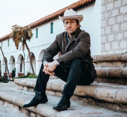 Nέο τραγούδι από τον κιθαρίστα των Foo Fighters, Chris Shiflett 