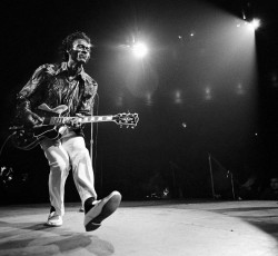 Η καλλιτεχνική κοινότητα αποχαιρετά τον Chuck Berry 