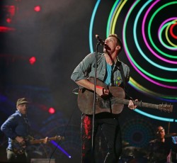 Oι Coldplay διοργανώνουν «συναυλίες ειρήνης» για Ισραηλινούς και Παλαιστίνιους