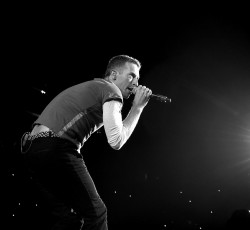 Ένα τραγούδι για τα θύματα του τυφώνα Harvey από τους Coldplay