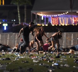 Είκοσι νεκροί από πυροβολισμούς σε φεστιβάλ country στο Las Vegas 