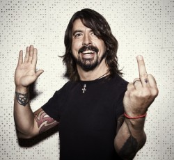 Pop αστέρας της δεκαετίας του ’90 στο νέο δίσκο των Foo Fighters 