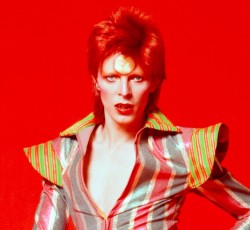 Σπάνιες ηχογραφήσεις του David Bowie στα πλαίσια της Record Store Day 