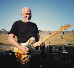 Trailer από την ιστορική εμφάνιση του David Gilmour στην Πομπηία 