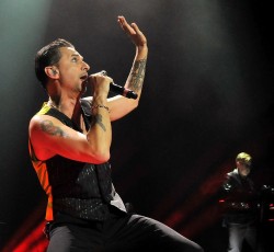 Δείτε το "Where’s The Revolution" των Depeche Mode στην …τηλεόραση 