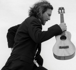 Ο Eddie Vedder διασκευάζει Fugazi εις μνήμην του Chris Cornell (video) 