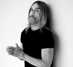 Ο Iggy Pop «πειραματίζεται» στο πλευρό του Oneohtrix Point Never… 