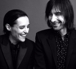 Solo project για την Jehnny Beth των Savages 