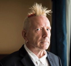 John Lydon: «Θα μου λείψει η Βασίλισσα όταν πεθάνει» 