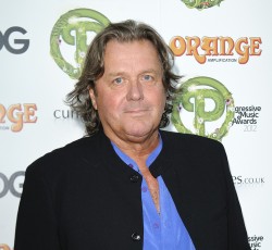 «Έφυγε» στα 67 του ο John Wetton (Asia, King Crimson) 