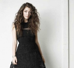 Η Lorde και το «μελόδραμα» της ενηλικίωσης