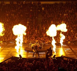 Οι Metallica στην Άπω Ανατολή (video)