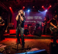 Σοκάρει το νέο videoclip των Mr. Highway Band για την ενδοοικογενειακή βία  