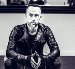 To πρώτο σόλο τραγούδι του Adam "Nergal" Darski