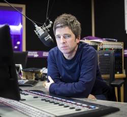 Ο Noel Gallagher επέστρεψε 