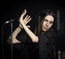 Νέο κινηματογραφικό κομμάτι από την PJ Harvey 