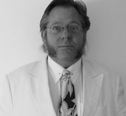 Πέθανε ο Ralph Carney, σαξοφωνίστας του Tom Waits 