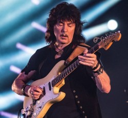 Οι Rainbow του Ritchie Blackmore ανακοινώνουν νέο υλικό 
