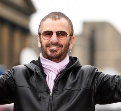 Ο Ringo Starr υπέρ του Brexit: «Πιστεύω πως είναι μια σπουδαία κίνηση»