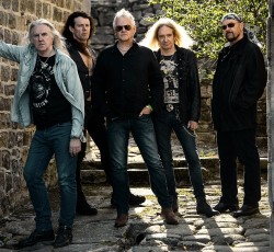 Πρώτο δείγμα από την επερχόμενη δουλειά των Saxon (video) 